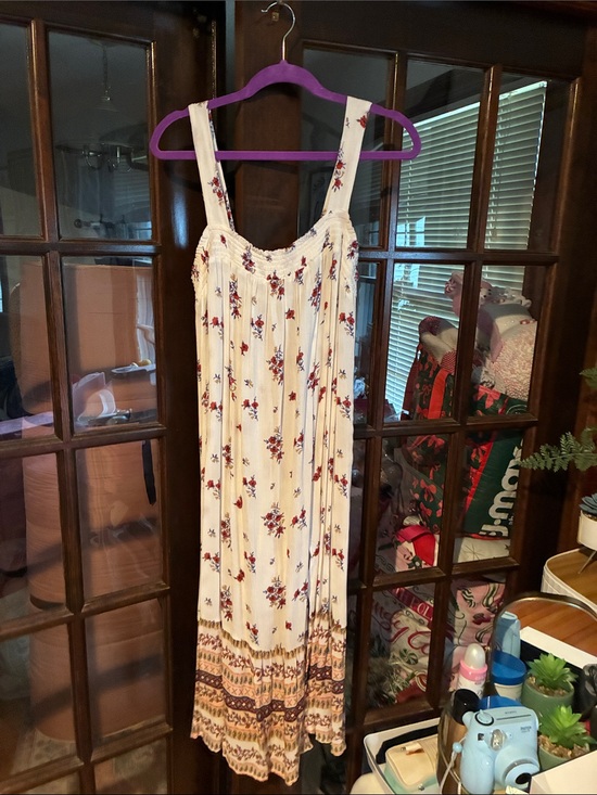 Dresses & Skirts - Bohemian Cream Floral Maxi Dress with Border Print